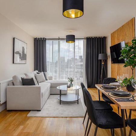Premium Apartment - Allocated Parking - Great Location Plymouth Esterno foto