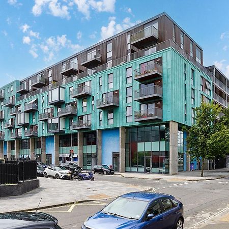 Premium Apartment - Allocated Parking - Great Location Plymouth Esterno foto