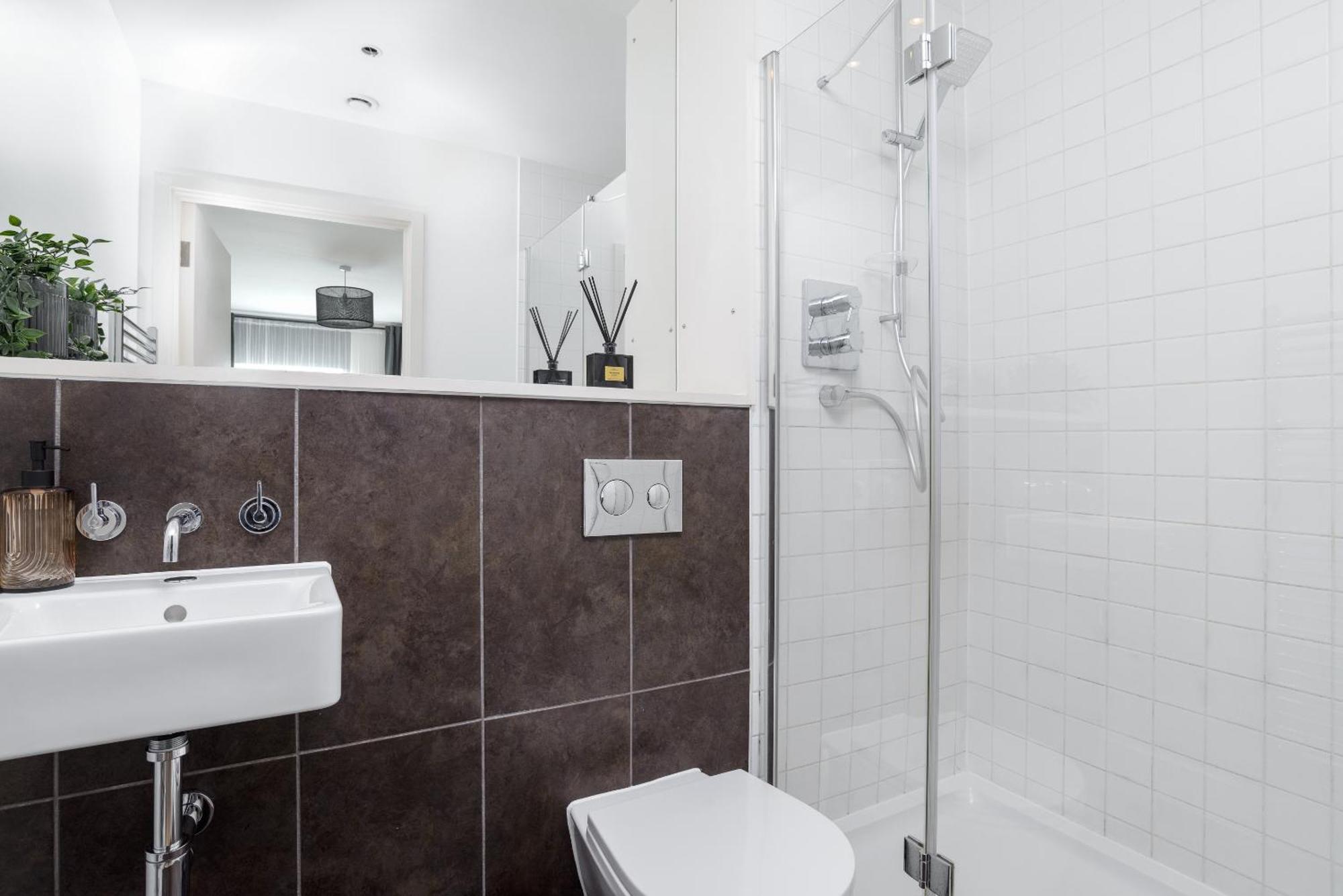 Premium Apartment - Allocated Parking - Great Location Plymouth Esterno foto